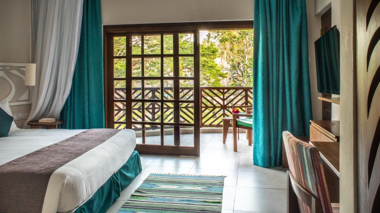 Neptune Village Beach Resort&Spa - All Inclusive Galu Extérieur photo