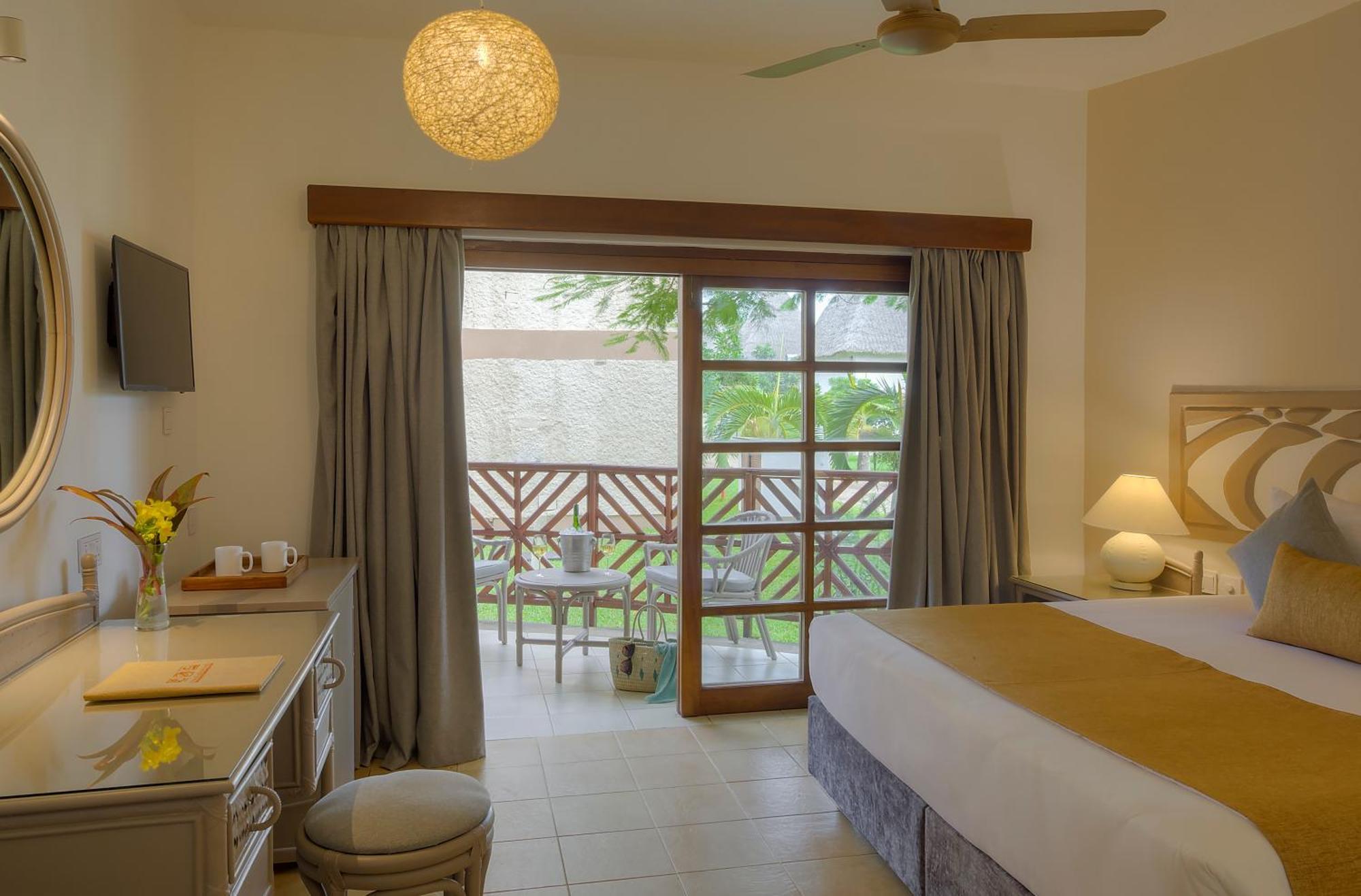 Neptune Village Beach Resort&Spa - All Inclusive Galu Extérieur photo