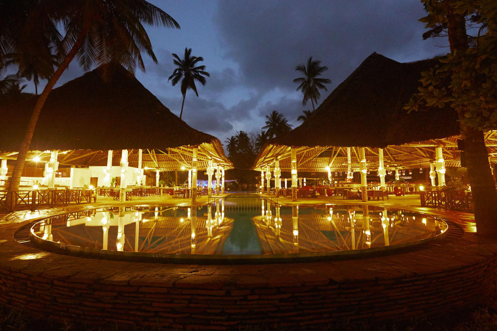 Neptune Village Beach Resort&Spa - All Inclusive Galu Extérieur photo