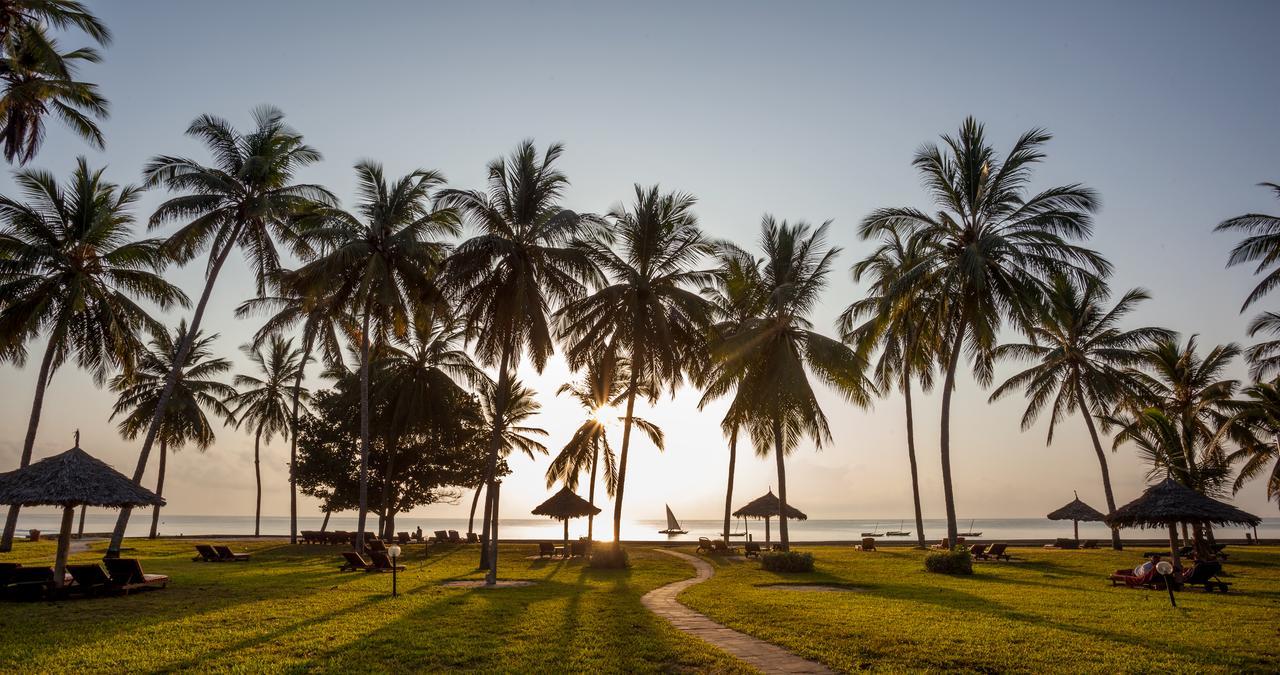 Neptune Village Beach Resort&Spa - All Inclusive Galu Extérieur photo