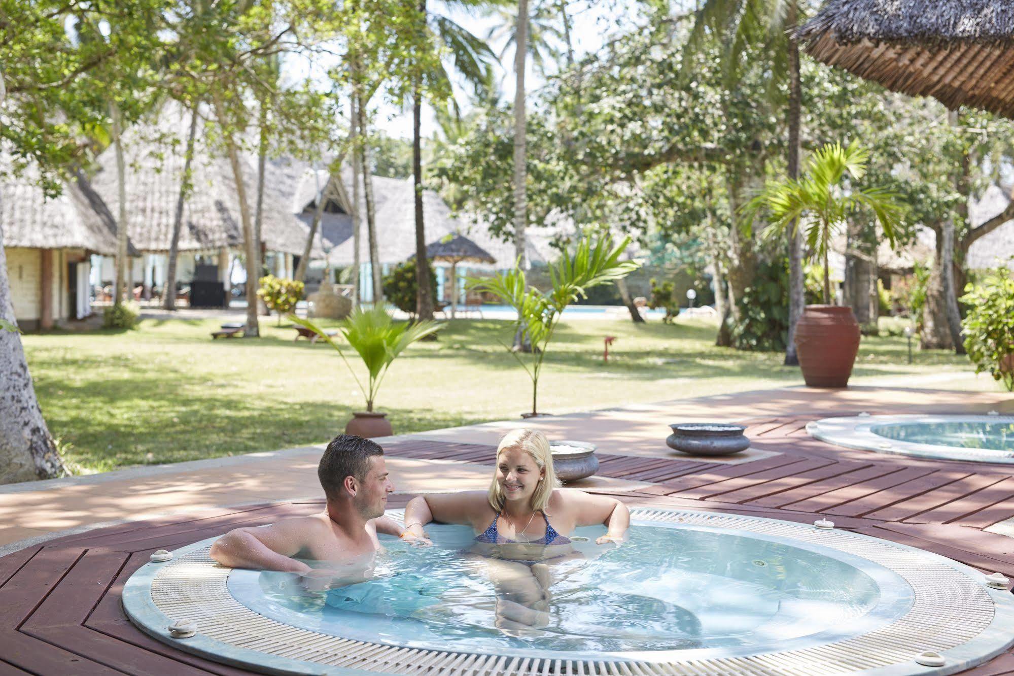 Neptune Village Beach Resort&Spa - All Inclusive Galu Extérieur photo