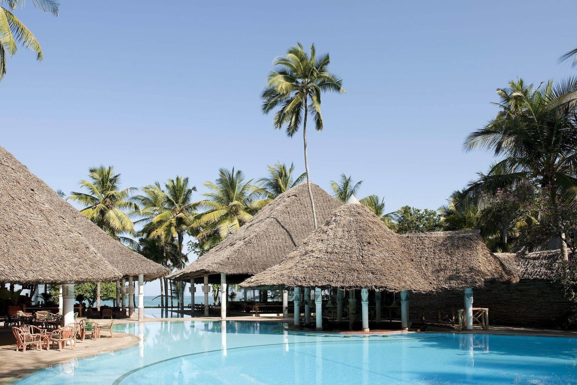 Neptune Village Beach Resort&Spa - All Inclusive Galu Extérieur photo