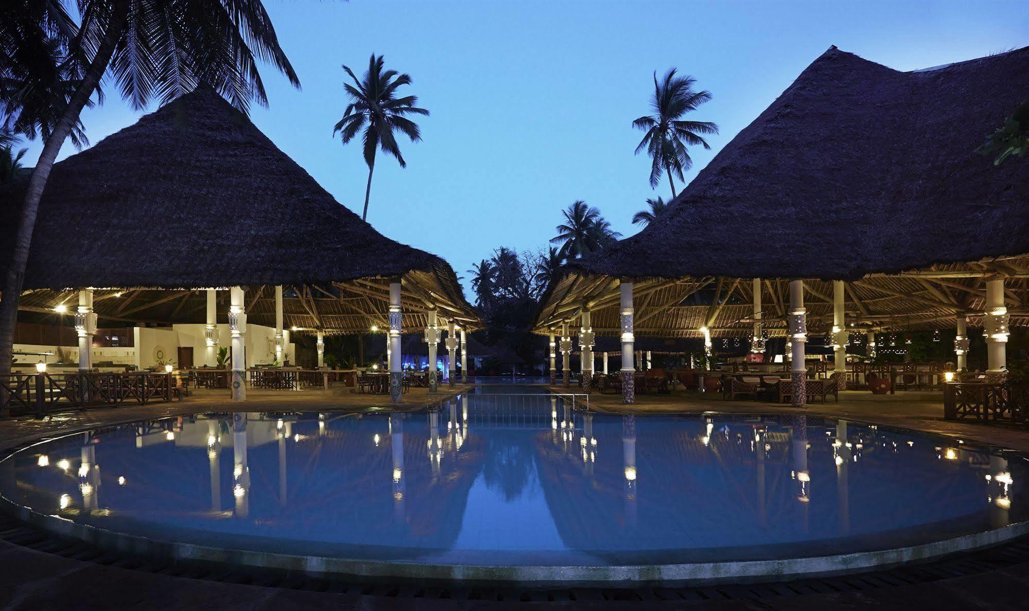 Neptune Village Beach Resort&Spa - All Inclusive Galu Extérieur photo